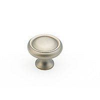 SCHAUB Traditional Rimmed Round Knob