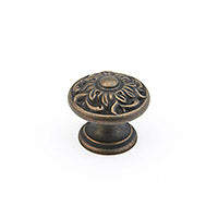 SCHAUB Corinthian Round Knob