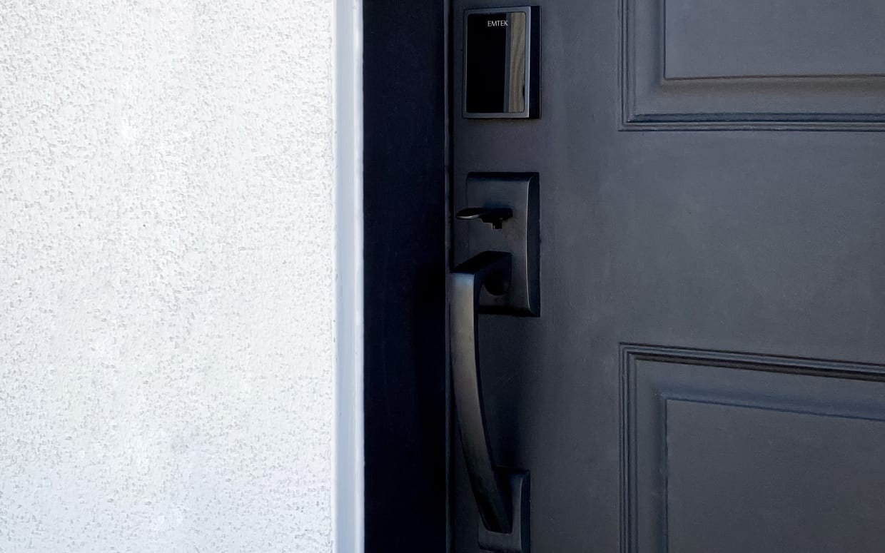 EMTEK Ares Tubular Entry Set