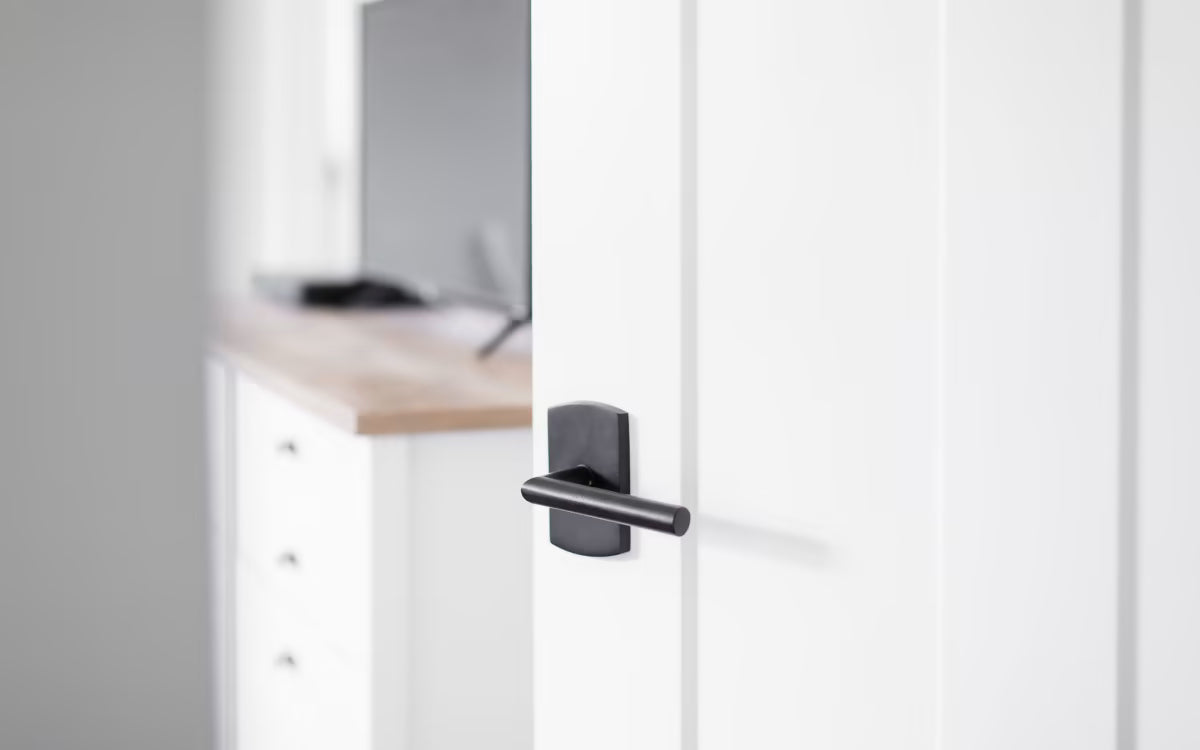 EMTEK Mariposa Lever