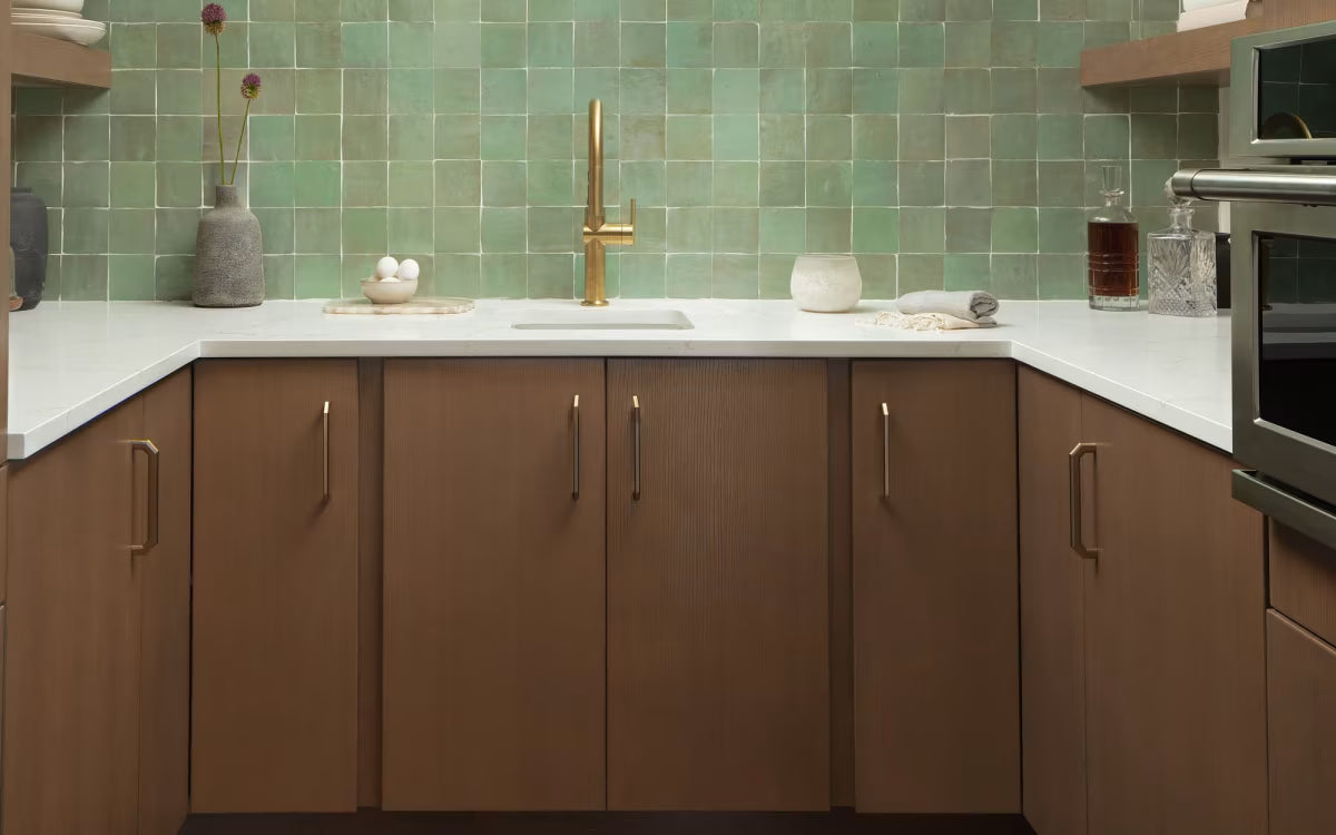 EMTEK Riviera Cabinet Pull