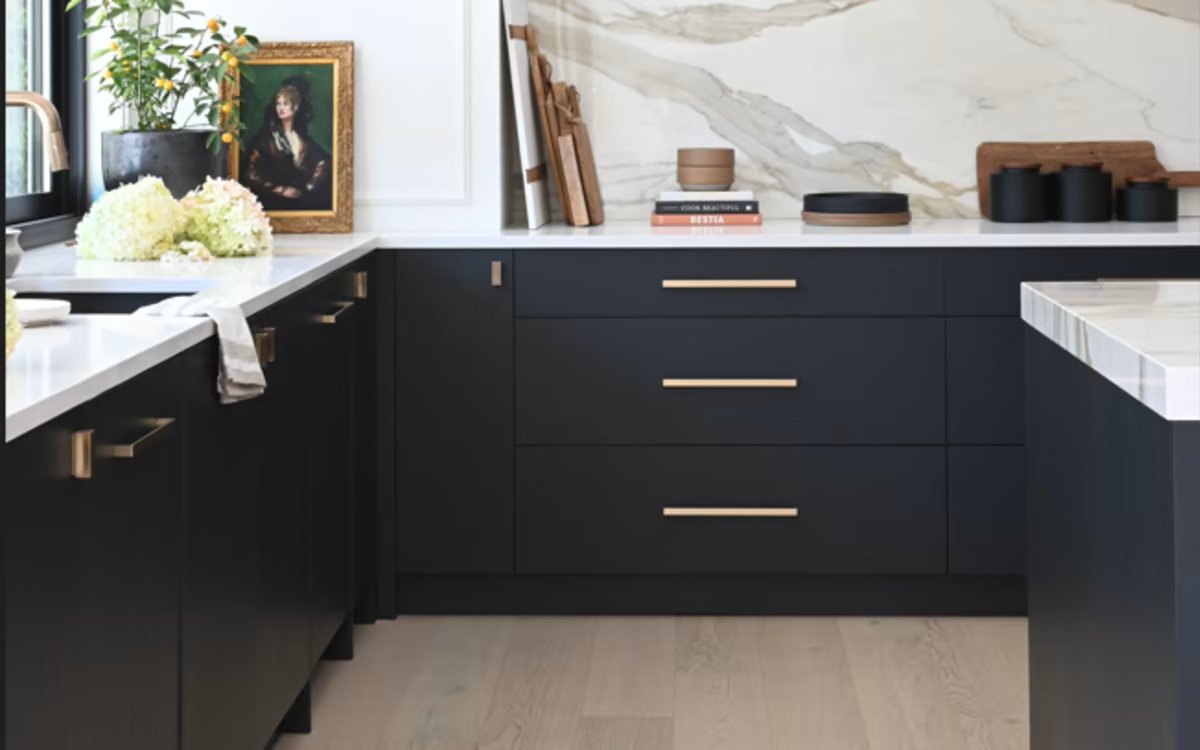 EMTEK Trinity Appliance Pull